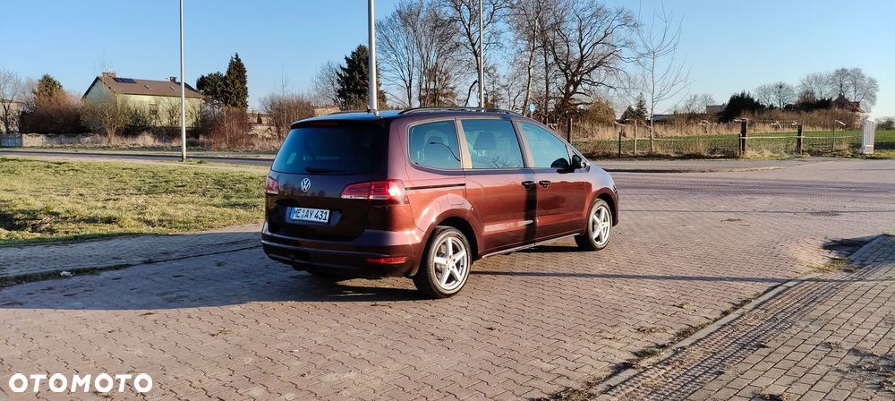 Volkswagen Sharan 2.0 TDI DSG (BlueMotion Technology) Highline - 3