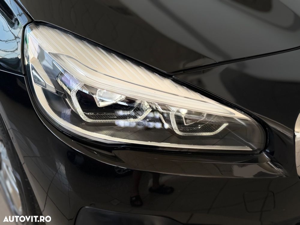 BMW Seria 2 216i Sport Line - 8
