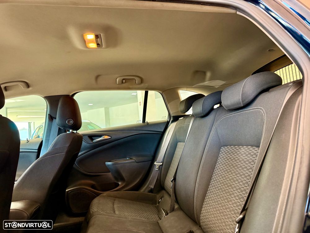 Opel Astra Sports Tourer 1.6 D S&S Dynamic - 13