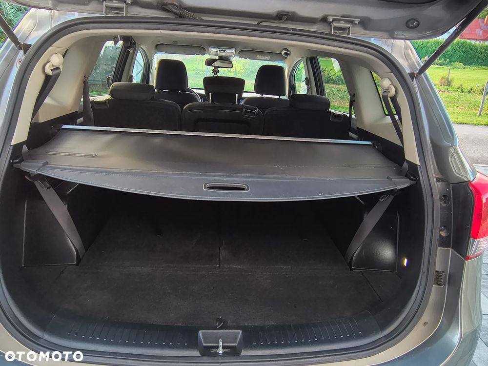 Kia Carens 1.7 CRDi 115 Fifa World Cup Edition - 21