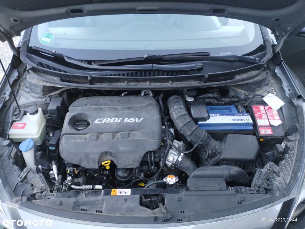 Hyundai i30 1.6 CRDi Fifa World Cup Edition - 34