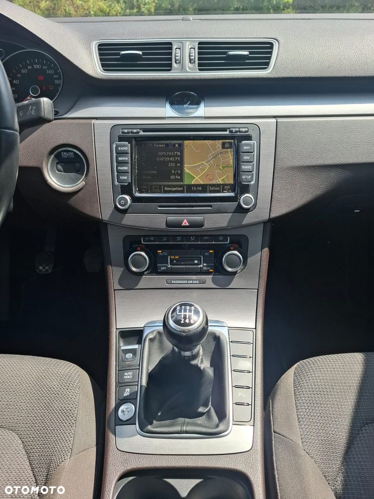 Volkswagen Passat - 7