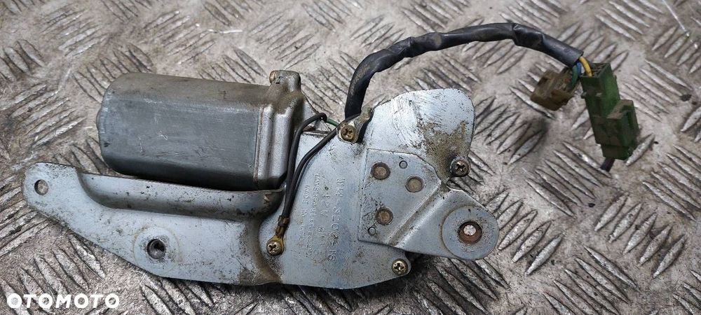 SILNICZEK WYCIERACZKI TYŁ ISUZU TROOPER I - 2