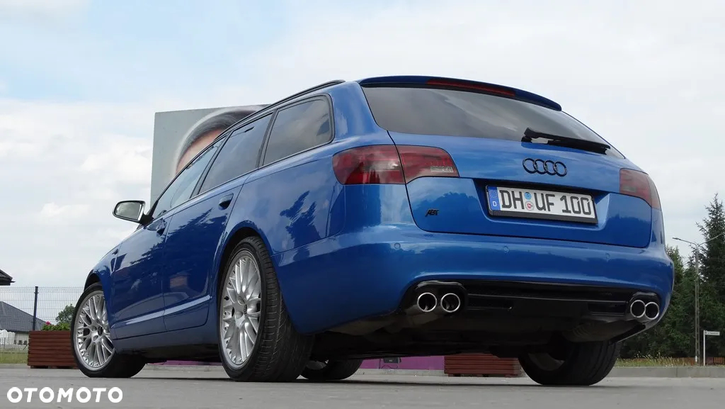 Audi A6 Avant 2.4 quattro - 36