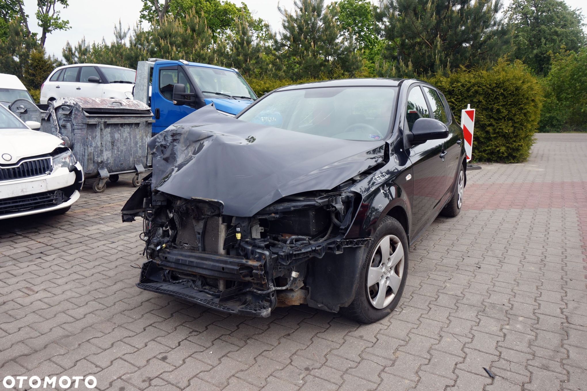 KIA CEED I 5D HB 2009 1K 1.6 CRDI D4FB 115KM W9J5 CZARNY na części - 1