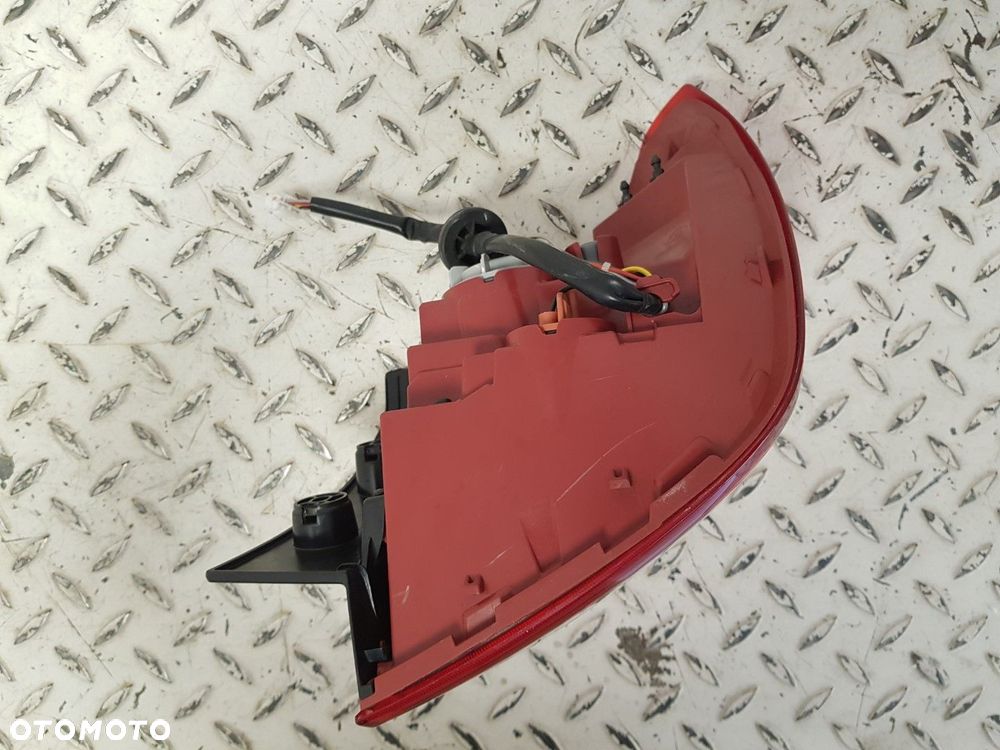 ORYGINALNA LAMPA KIA STONIC 17-21 LEWA TYŁ TYLNA W BŁOTNIK 92401-H8 - 10