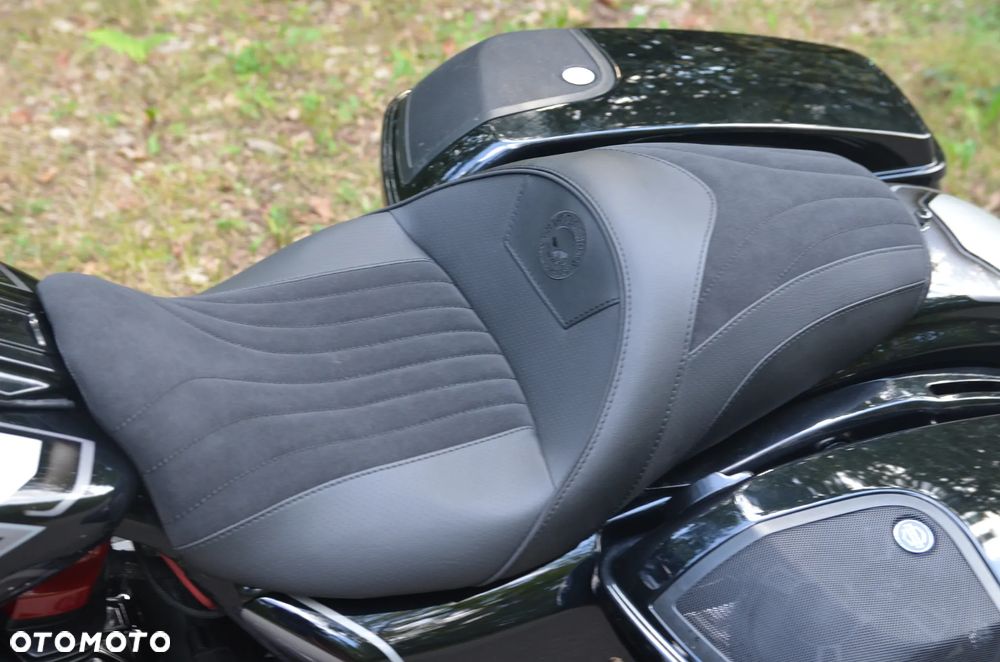 Harley-Davidson Touring Street Glide - 15