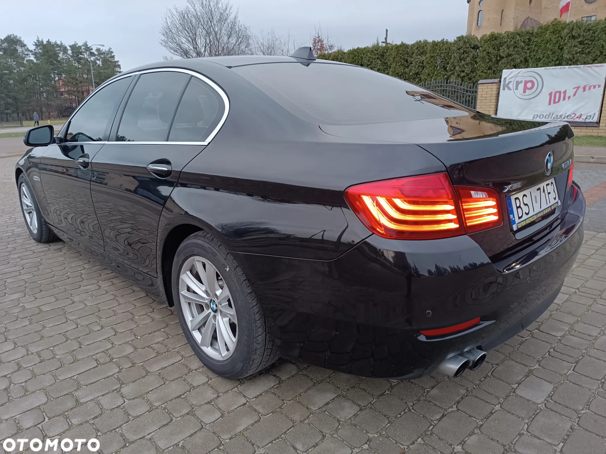 BMW Seria 5 528i xDrive - 3