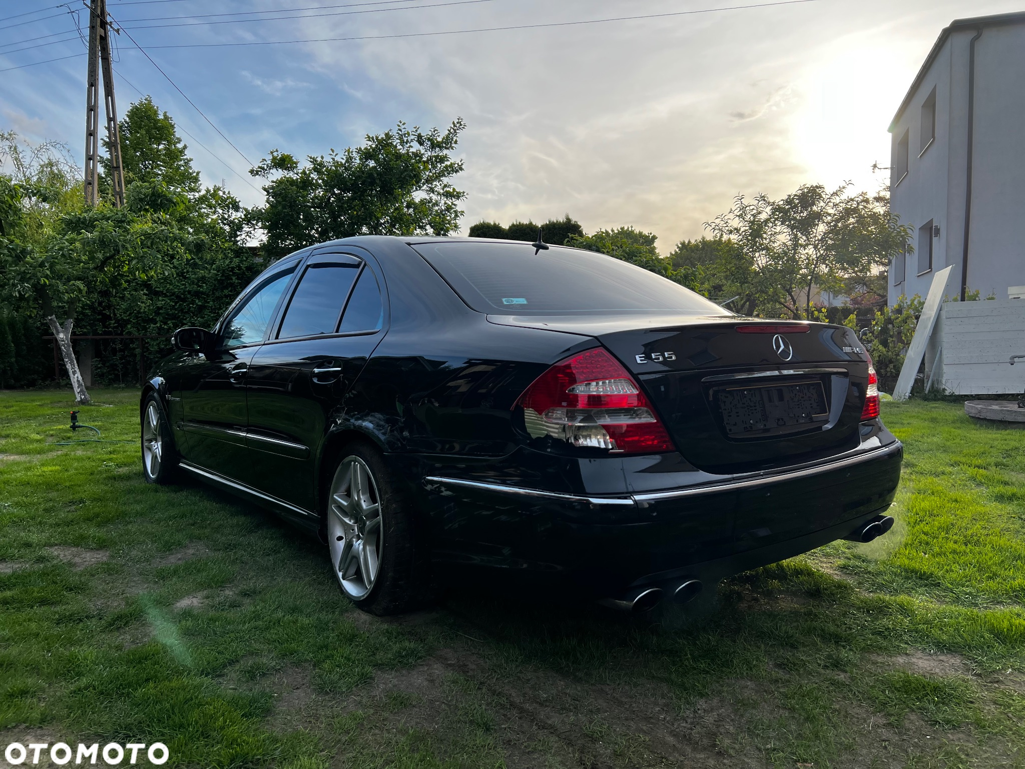 Mercedes-Benz Klasa E 55 AMG - 4