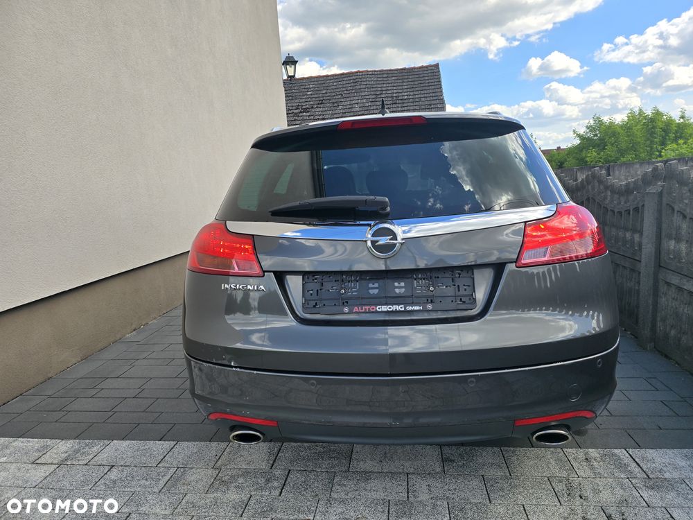 Opel Insignia - 12