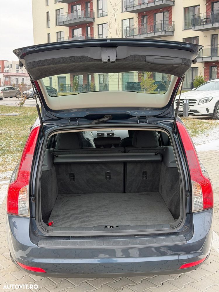 Volvo V50 DPF DRIVe Momentum - 10