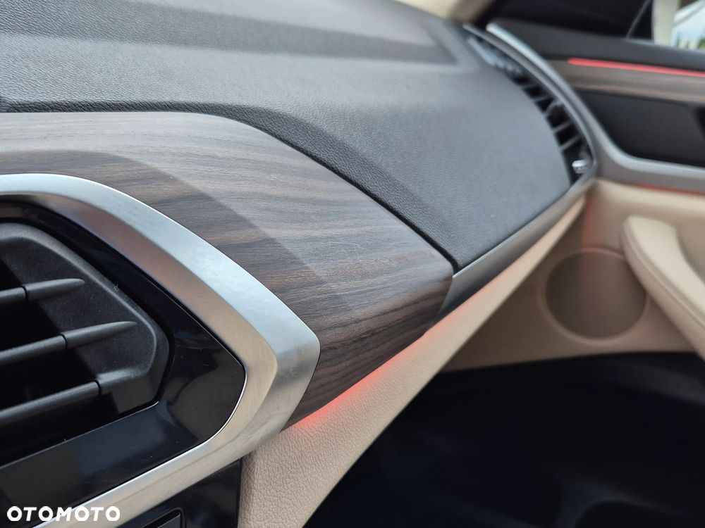 BMW X3 xDrive20d Luxury Line sport - 33