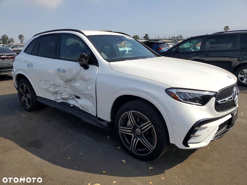 Mercedes-Benz GLC 300 mHEV 4-Matic AMG Line - 5