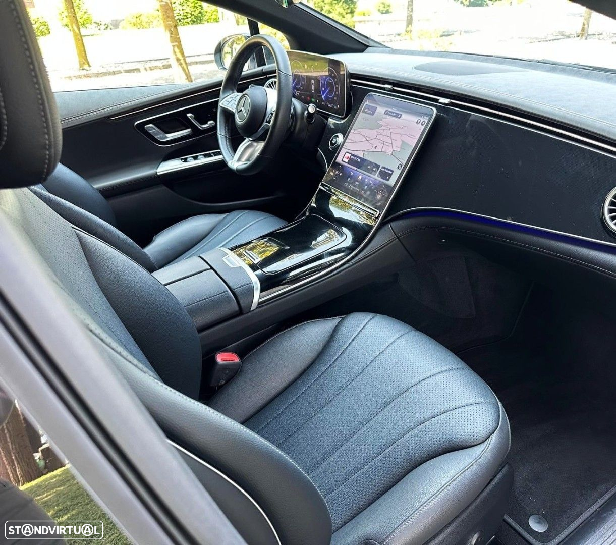 Mercedes-Benz EQE 300 Edition Electric Art - 15