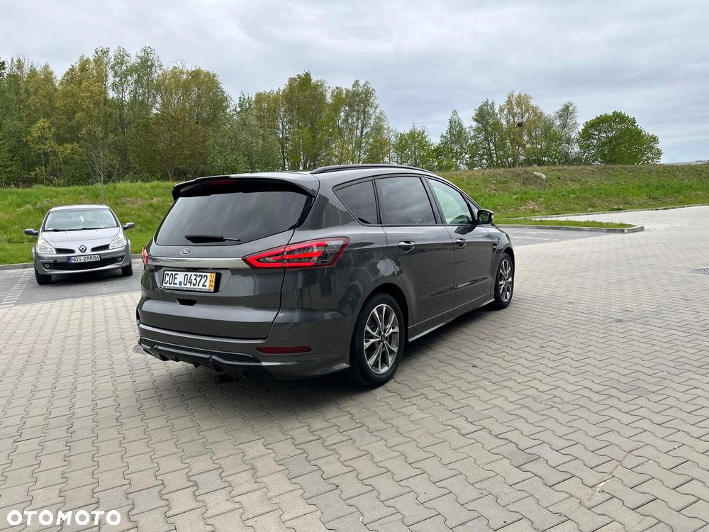 Ford S-Max - 24