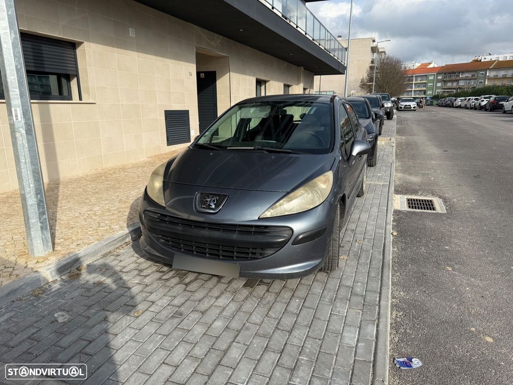 Peugeot 207 - 2
