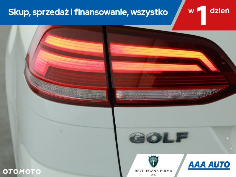 Volkswagen Golf Variant - 18