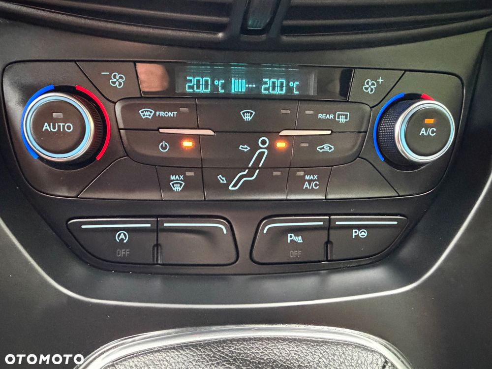 Ford C-MAX 1.5 TDCi Start-Stop-System Titanium - 31