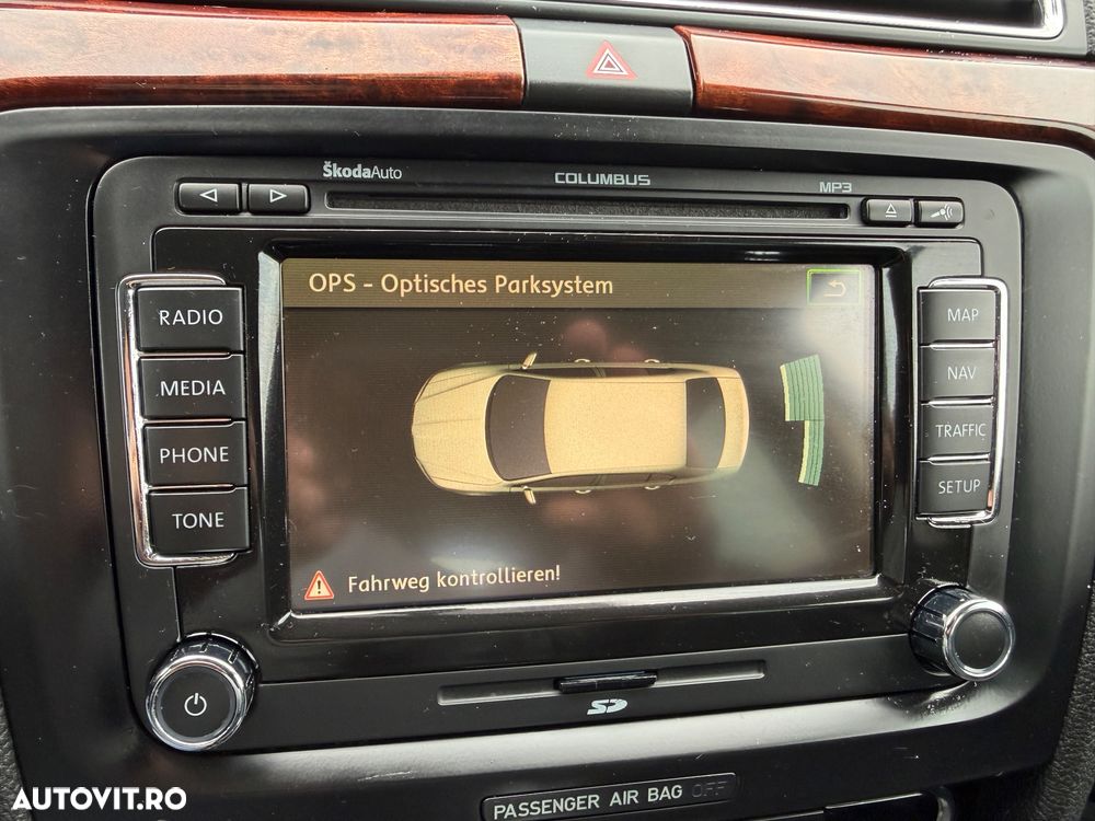 Skoda Superb 2.0 TDI Elegance DSG - 20