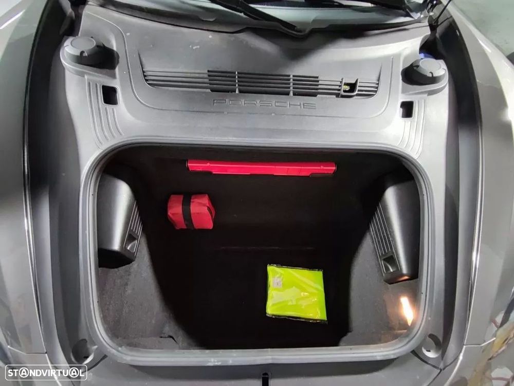 Porsche 718 Boxster 2.0 T - 10