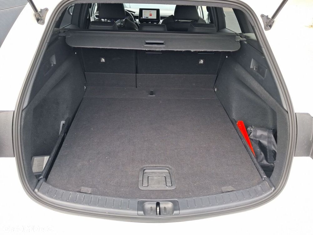 Toyota Corolla 1.8 Hybrid Comfort - 11