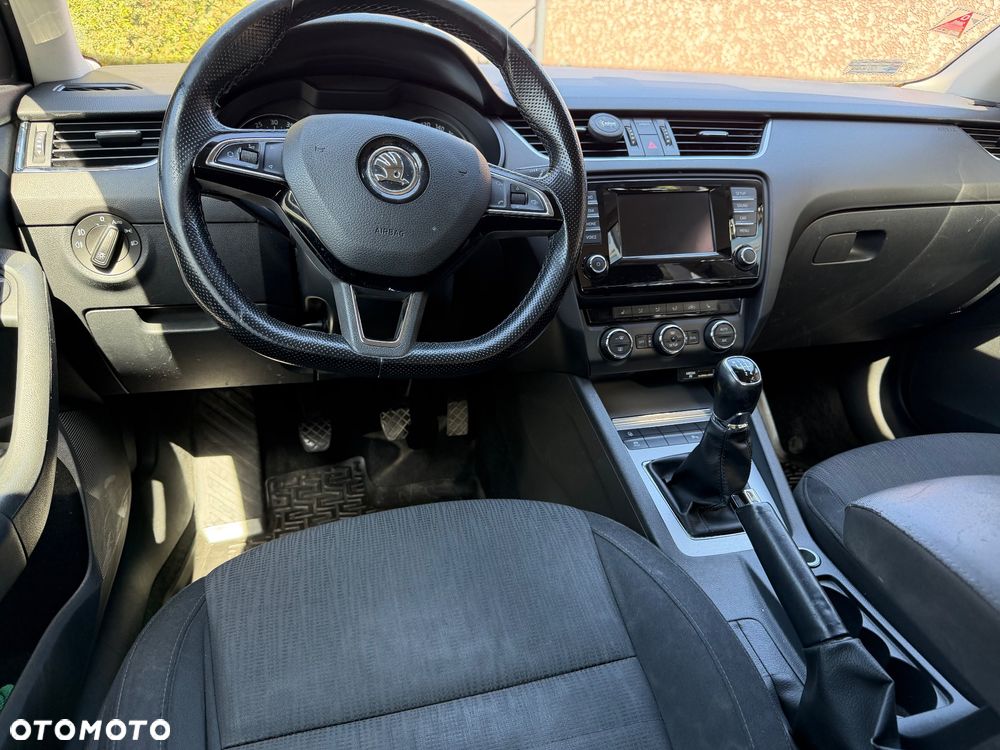 Skoda Octavia 1.6 TDI Elegance - 9