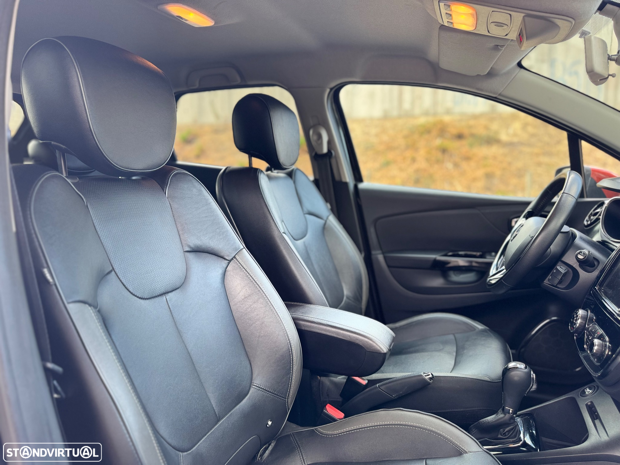 Renault Captur 1.2 TCe Exclusive EDC - 13