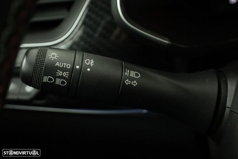 Renault Arkana 1.6 E-Tech R.S.Line - 17