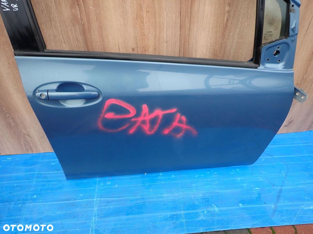 TOYOTA YARIS II 06-11 5d DRZWI PRZEDNIE PRAWE 8T1 - 6