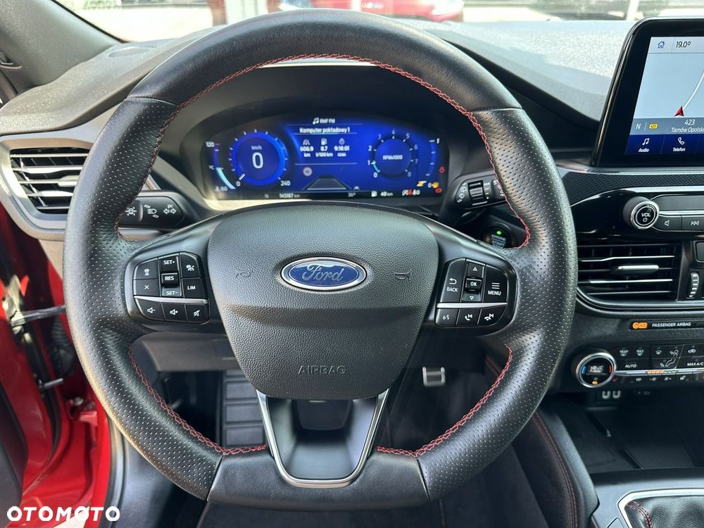 Ford Kuga 1.5 EcoBoost ST-LINE - 19