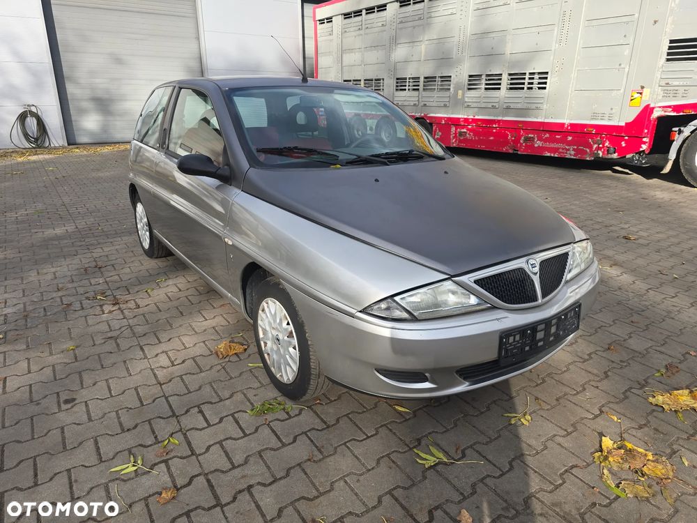 Lancia Ypsilon Y 1.2 8v Elefantino Blu - 1