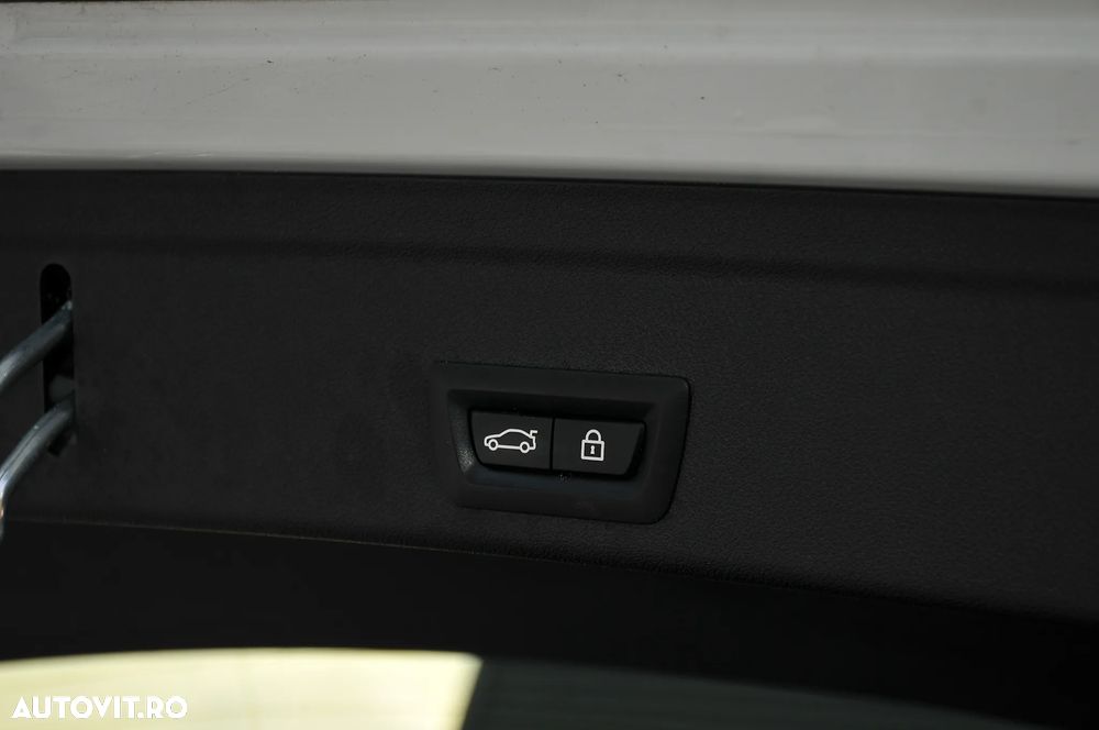 BMW X6 xDrive40d - 34