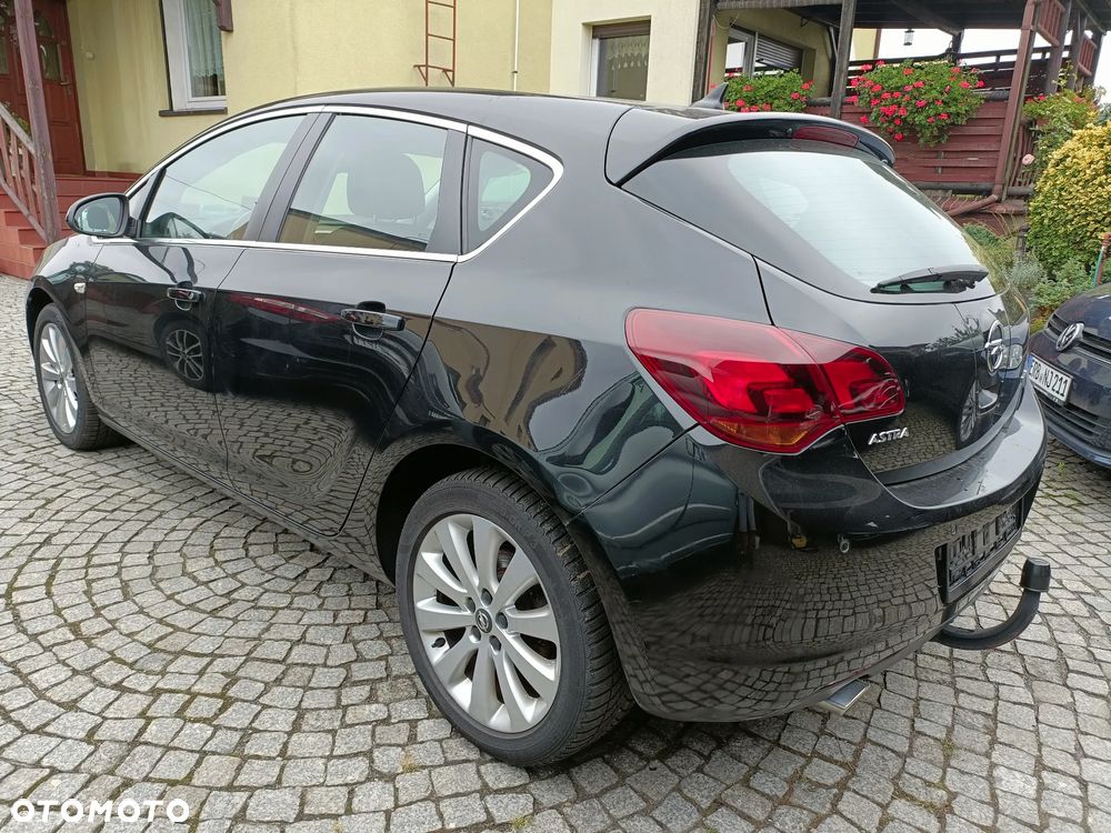 Opel Astra 1.4 Turbo Cosmo - 5