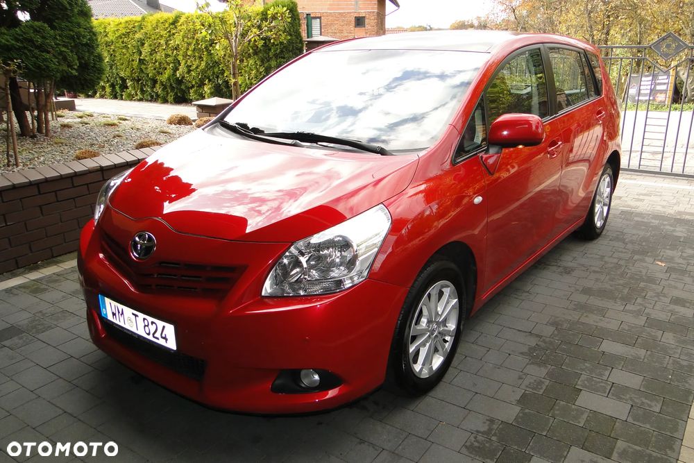 Toyota Verso 1.8 Premium 7os - 1