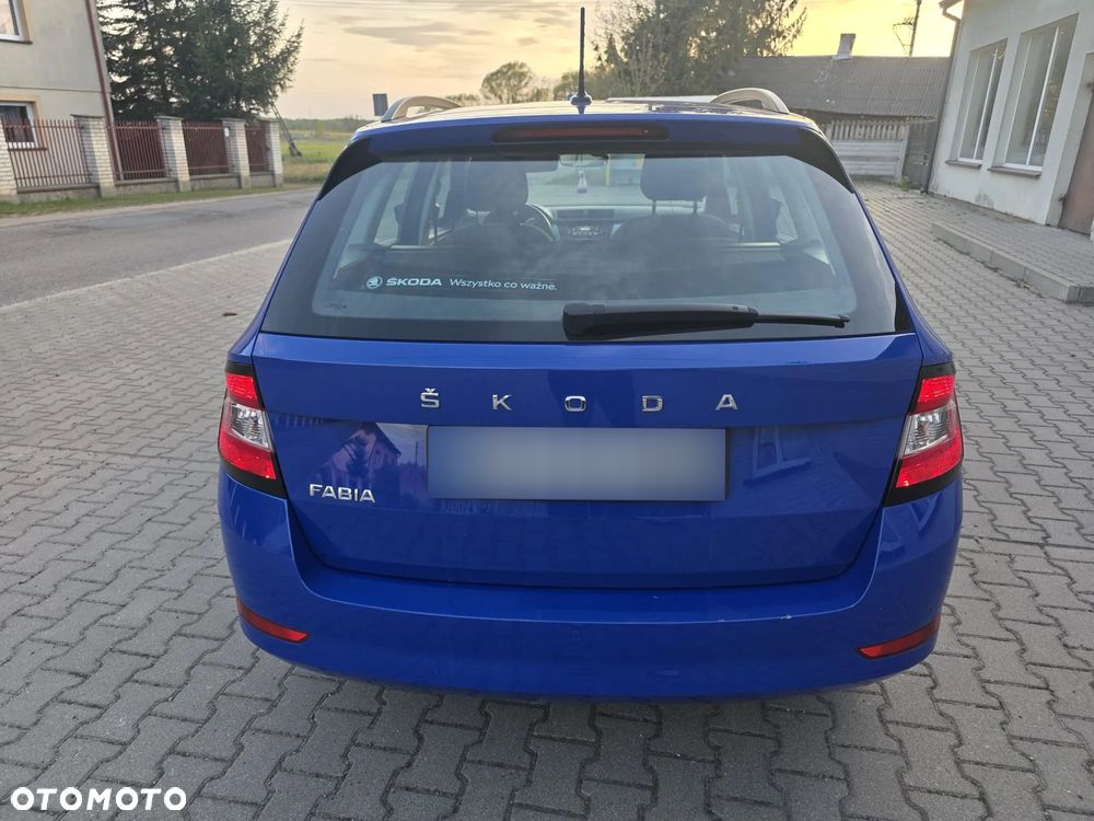 Skoda Fabia 1.0 Ambition - 3