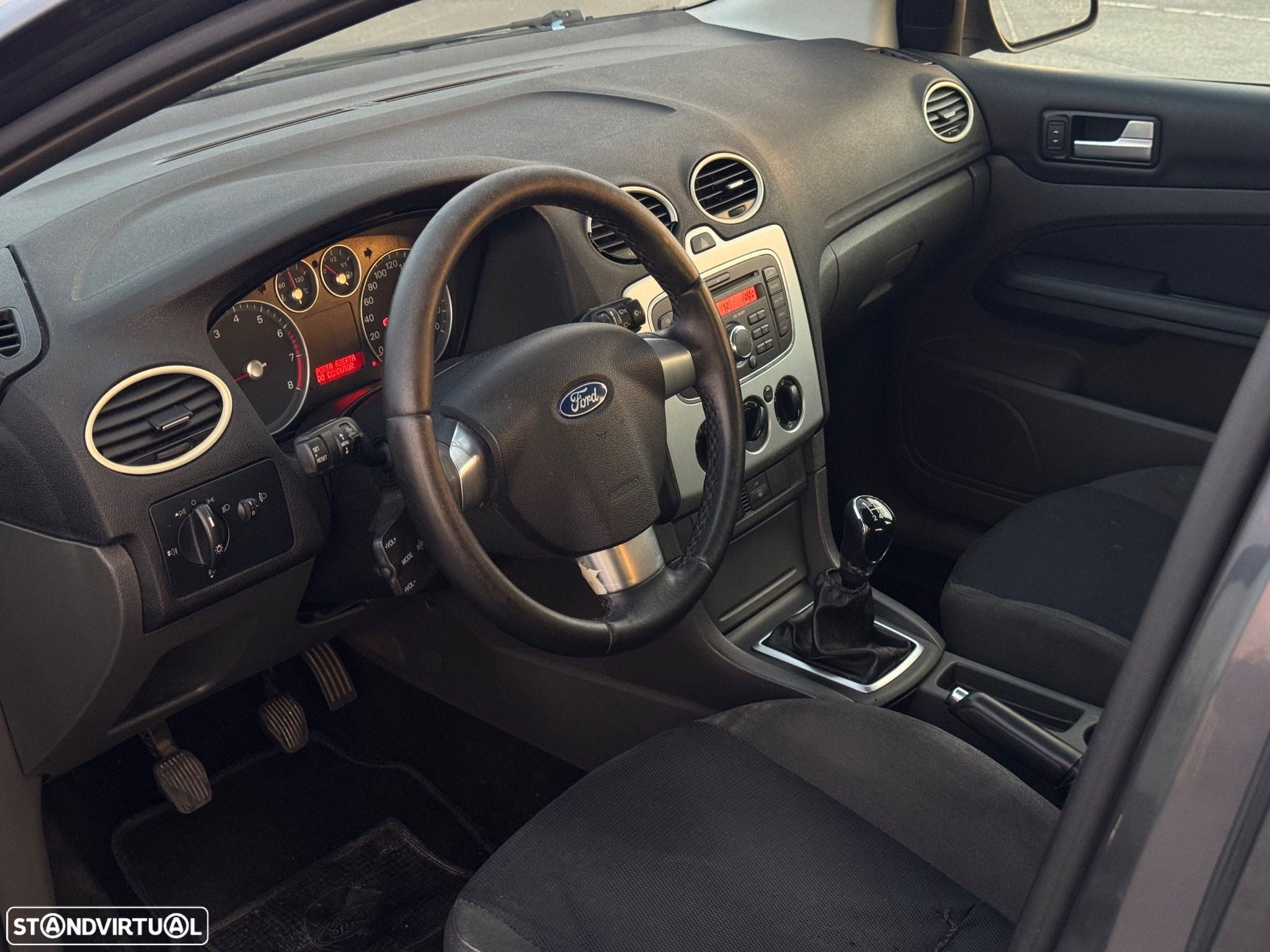 Ford Focus 1.4 16V Connection - 5
