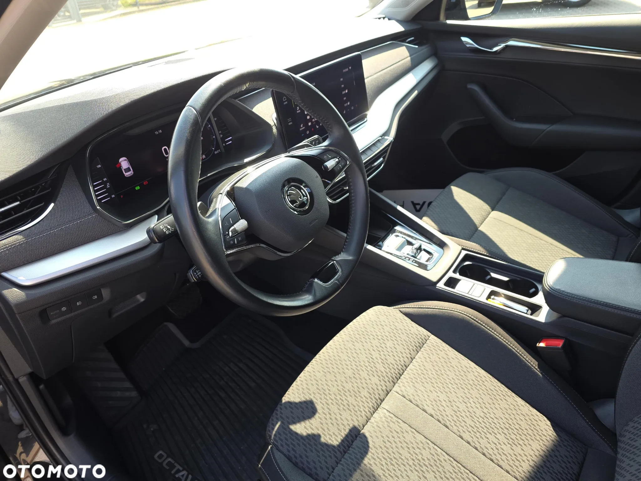 Skoda Octavia 2.0 TDI Style DSG - 9