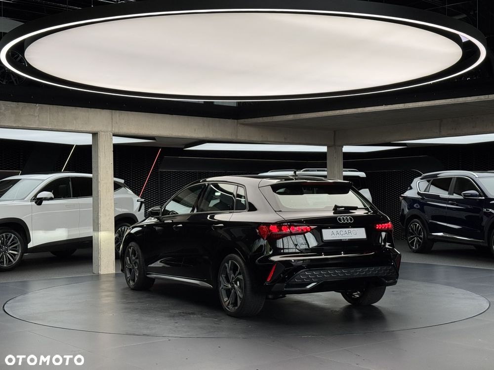 Audi A3 Sportback 35 TFSI mHEV S Line S tronic - 4