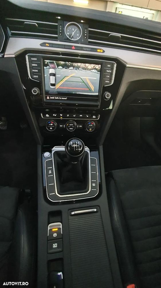 Volkswagen Passat - 8