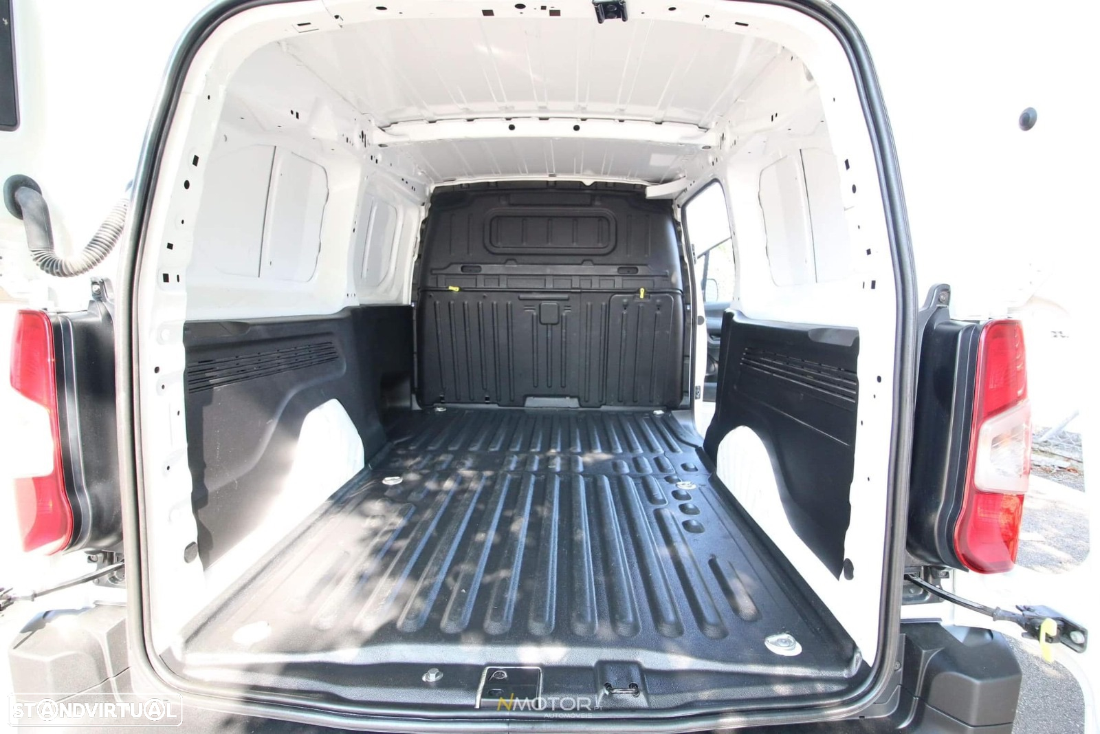 Citroën Berlingo 1.5 BlueHDI - Longa 3 lugares - 5