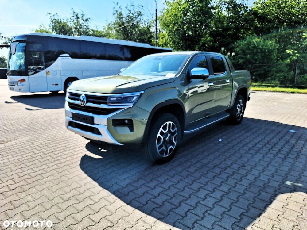 Volkswagen Amarok - 11
