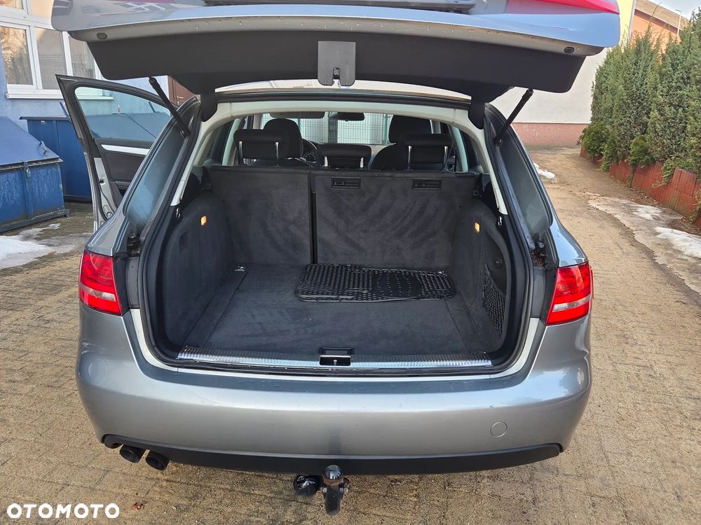 Audi A4 Avant - 30