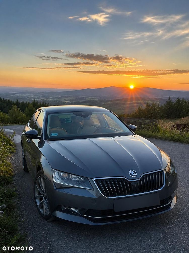 Skoda Superb 2.0 TDI 4x4 L&K DSG - 1