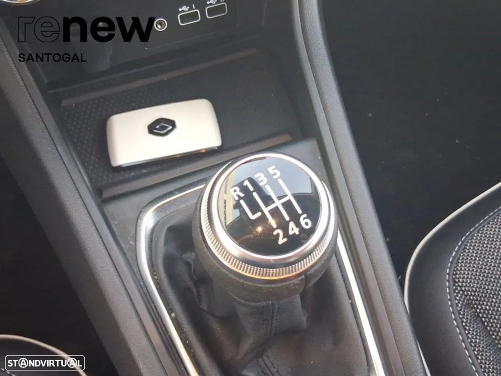 Renault Captur 1.0 TCe Techno - 17