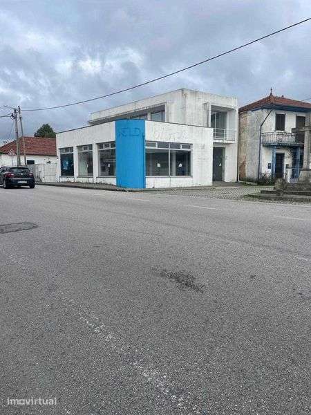 Arrenda-se Loja com Excelente Localização – Espargo, Sta Mª da Feira - Grande imagem: 2/3