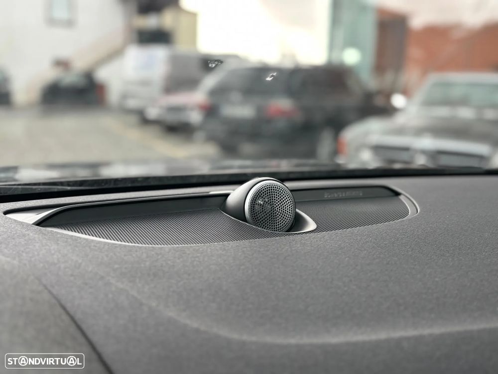 Volvo V90 2.0 D5 Inscription AWD Geartronic - 2