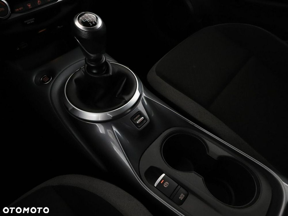 Nissan Juke 1.0 DIG-T N-Connecta - 29