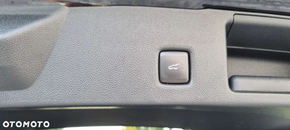 Ford Kuga 2.5P PHEV FWD Vignale - 22