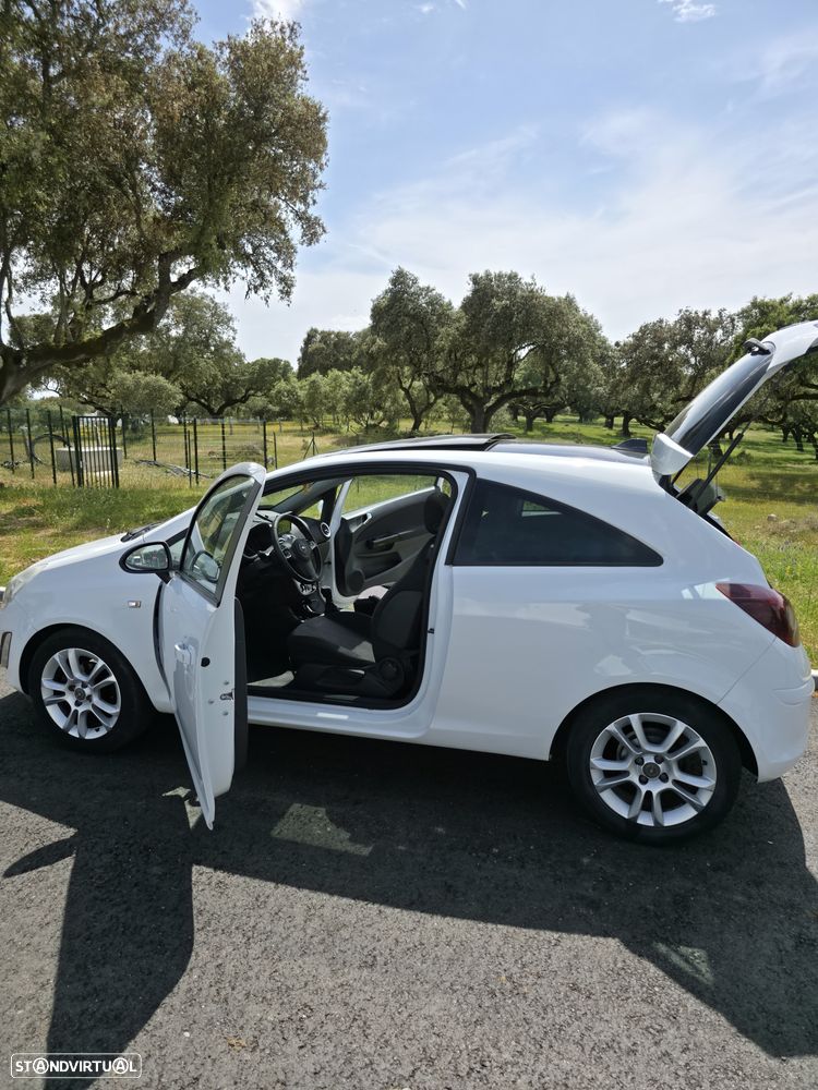 Opel Corsa 1.2 Street Edition - 12