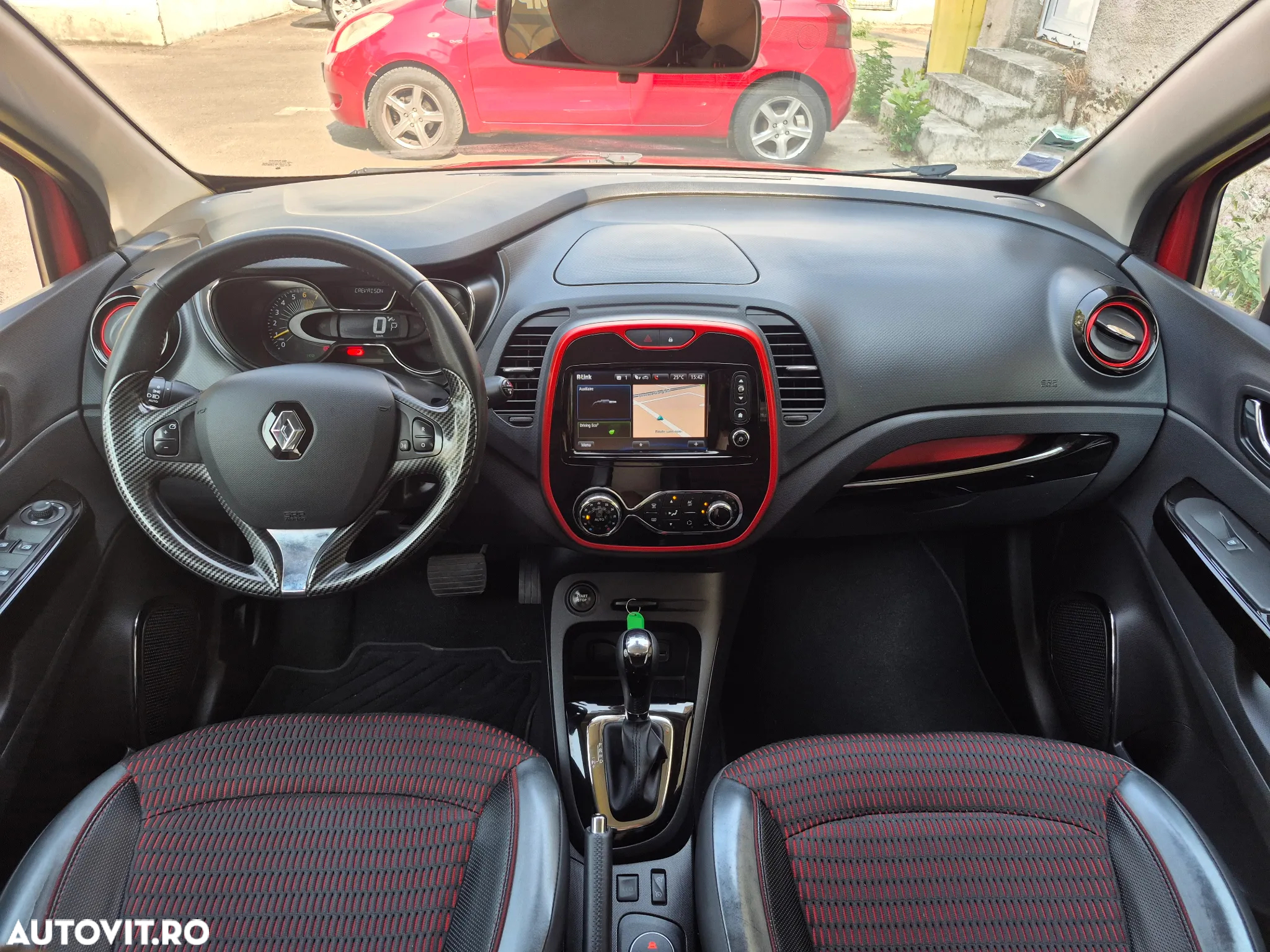Renault Captur TCe 120 EDC Helly Hansen - 16